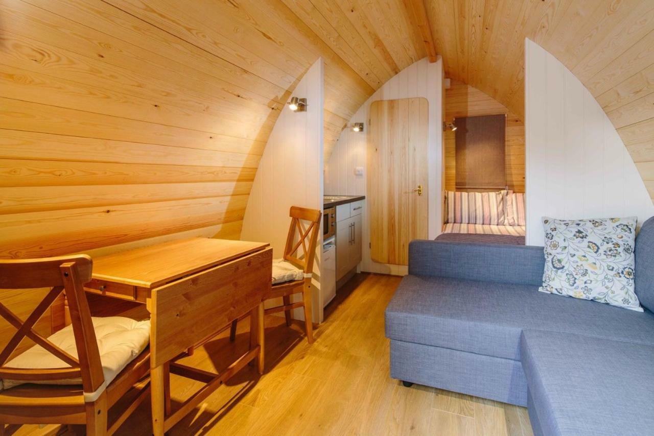 Hotel Campion Glamping Pod Cheltenham Exterior foto